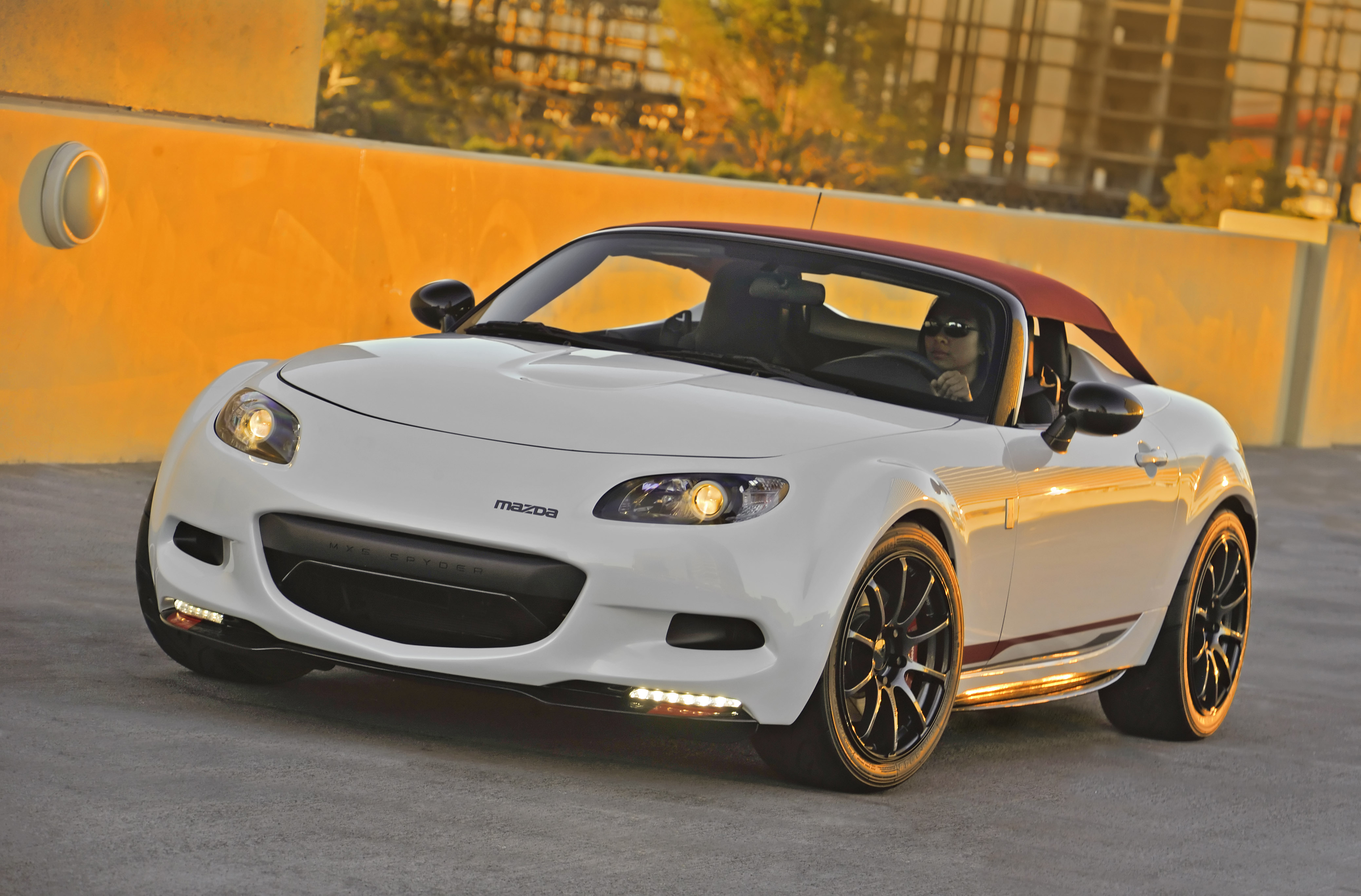 Спайдер 5. Mazda MX-5 2011. Mazda MX-5 2023. Mazda MX-5 Miata 1989. Mazda MX-5 4 поколения.